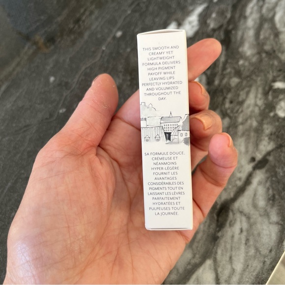 Cargo Cosmetics Essential Lip Color - Las Vegas - NWT - Picture 2 of 6